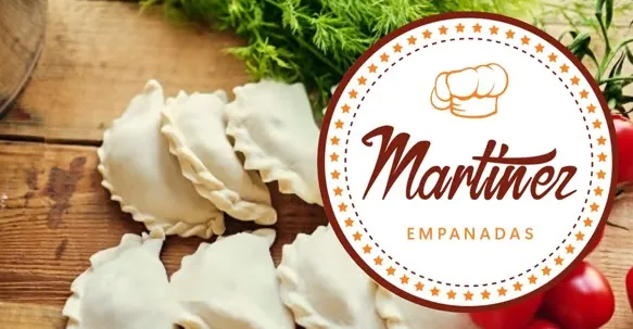 Sello de Martinez Empanadas sobre masa cruda de empanadas